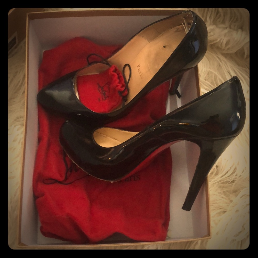 Christian Louboutin  shoe 8 1/2 black